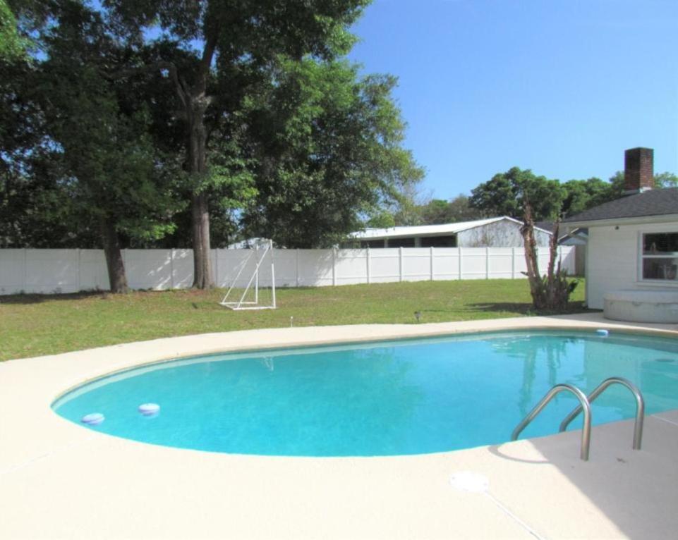 Spacious Pool Home In North Fl Keystone Heights Eksteriør bilde